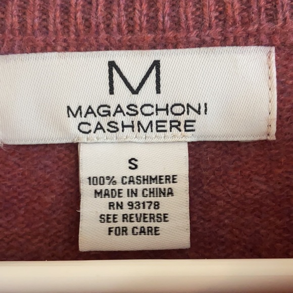 Cashmere sweater - Picture 2 of 2